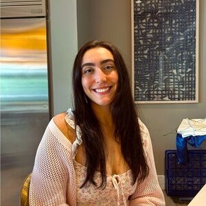 Meet your Posher, Maria